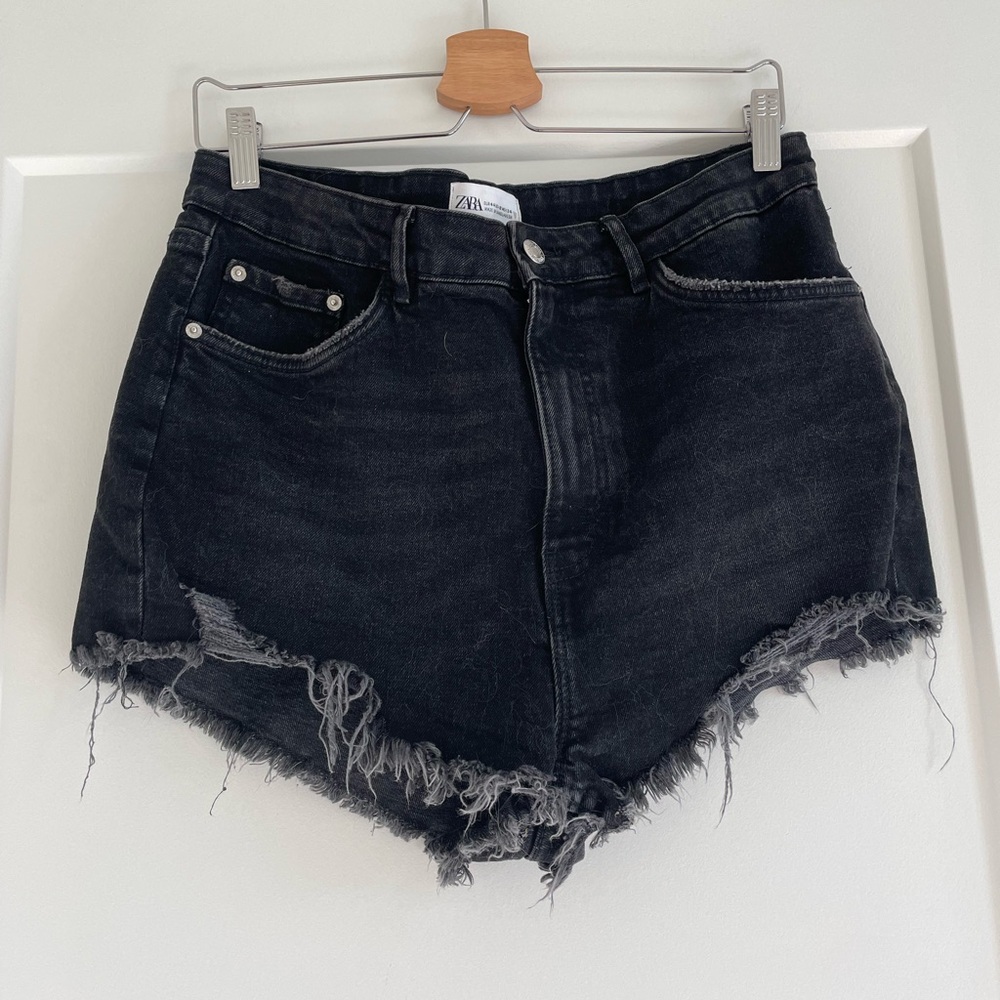 Zara Dark Denim Frayed Women Shorts